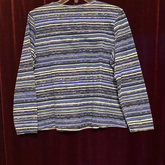 Croft and Barrow LS T Shirt - Picture 2 of 3